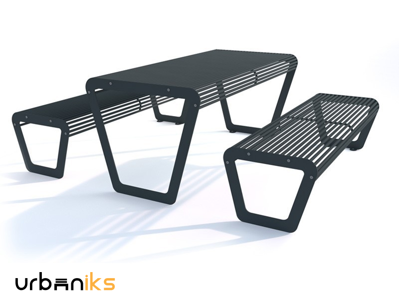 Jekleni set mize in klopi brez naslona - Talia